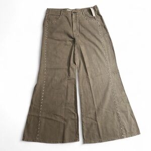 Anthropologie The Adi Mid-Rise Flare
Novelty Pants